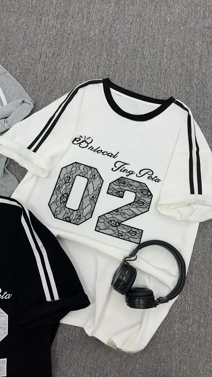 T-Shirt 02