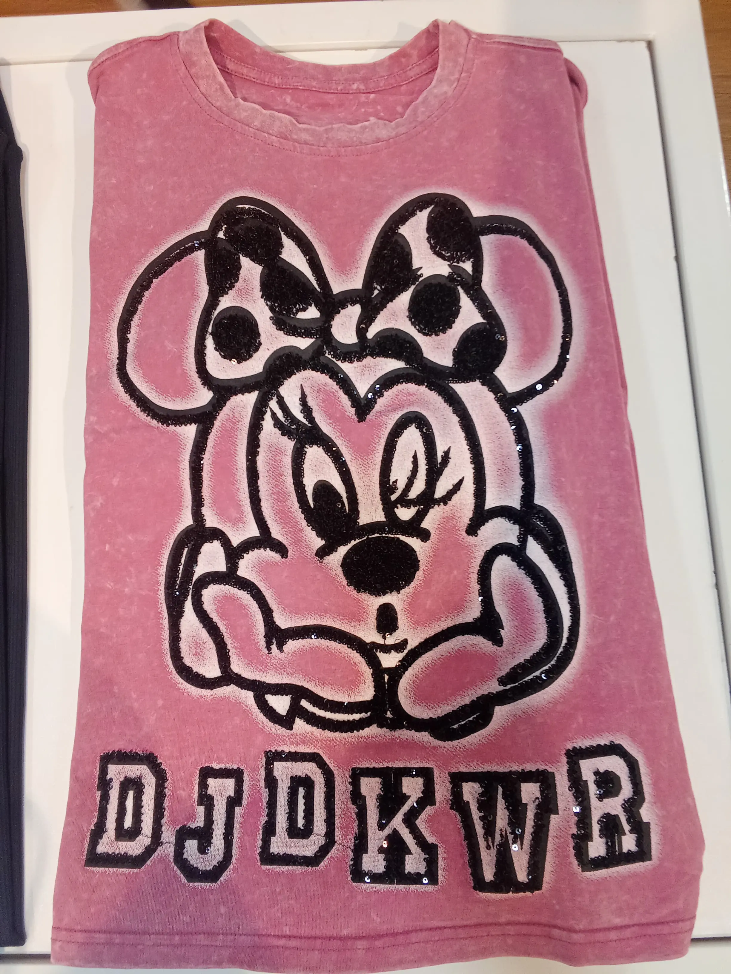 Winky Mimi T-Shirt