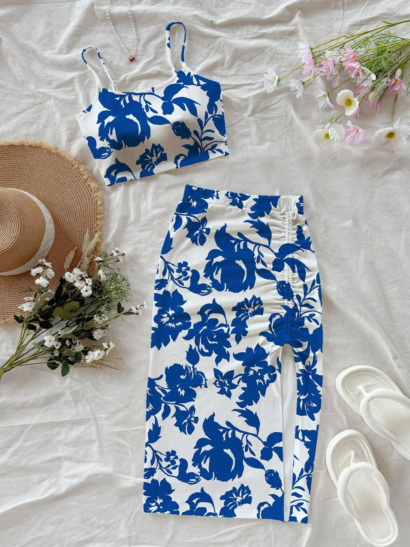 2pcs Floral Top & Skirt Set