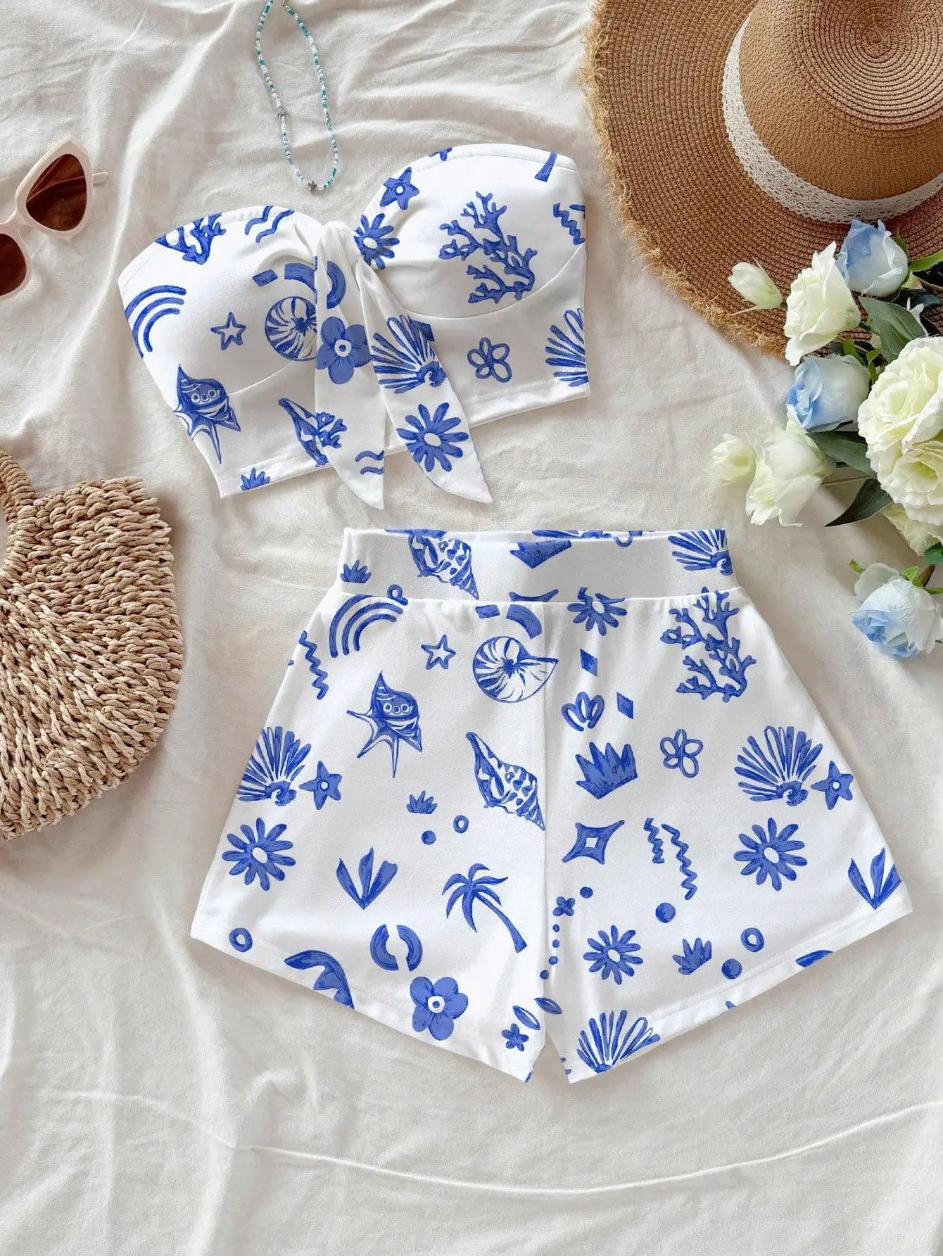 2pcs Floral Top & Shorts Set